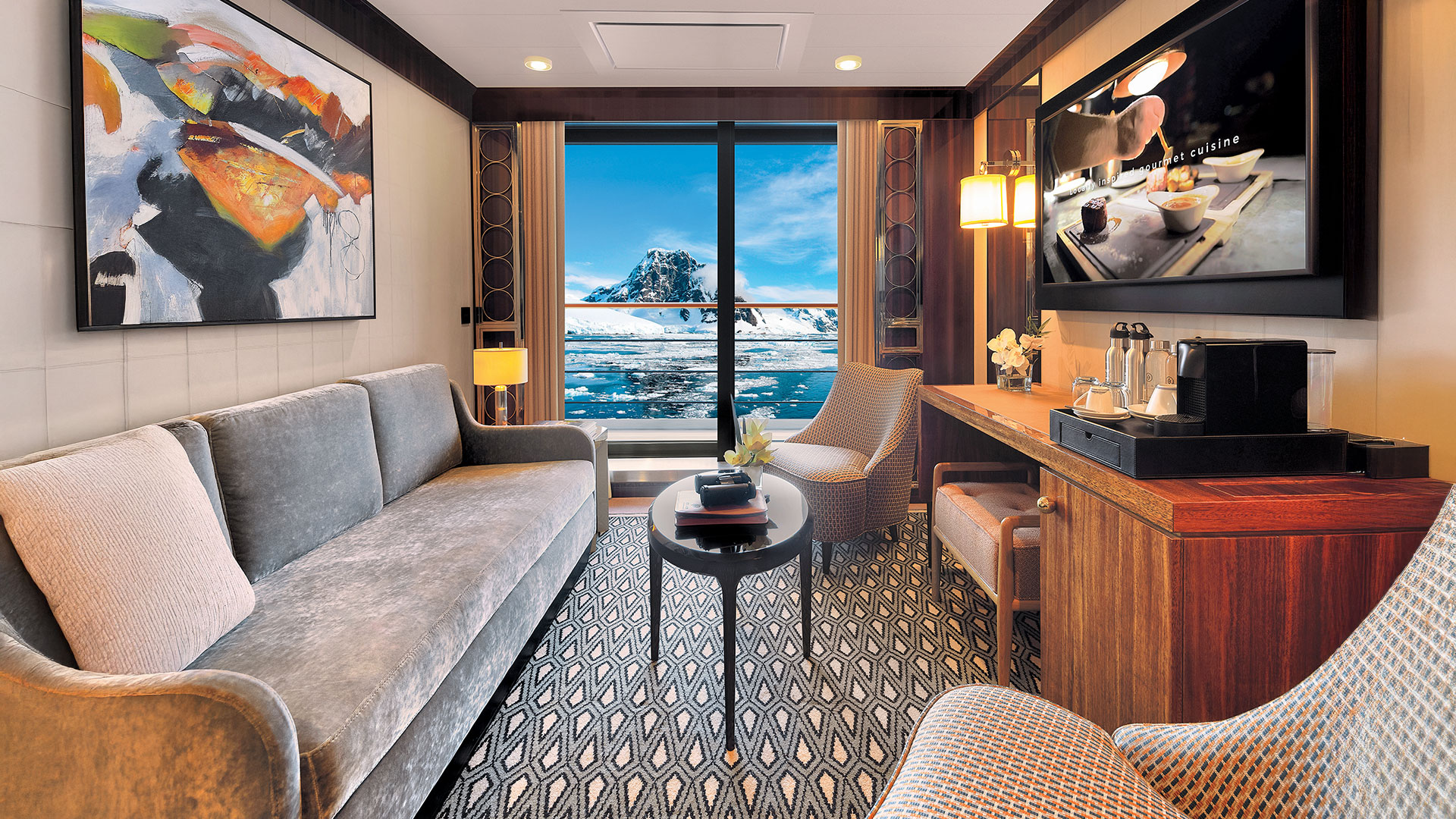 Journey Suite aboard World Navigator