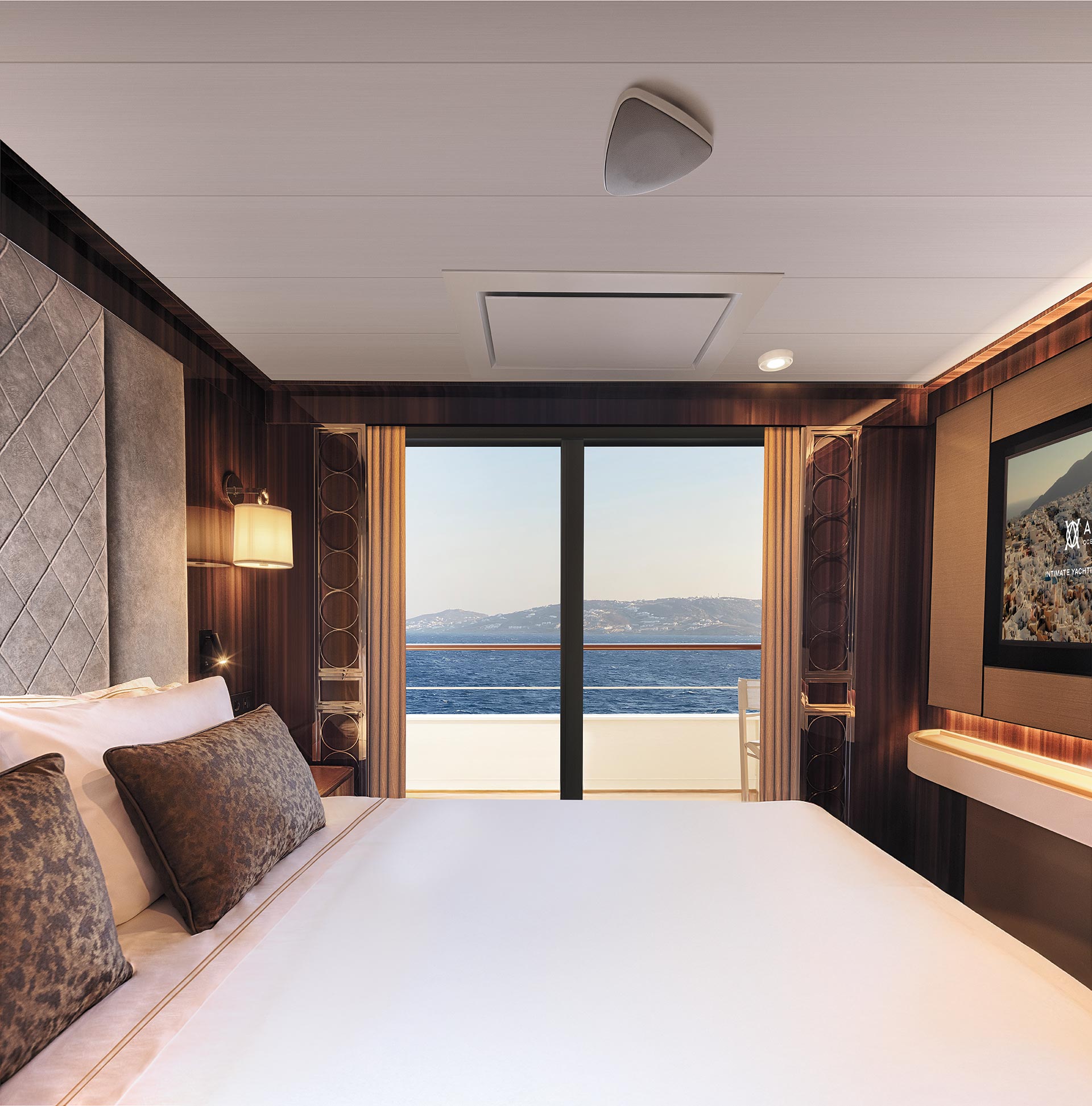 Navigator Suite aboard World Navigator