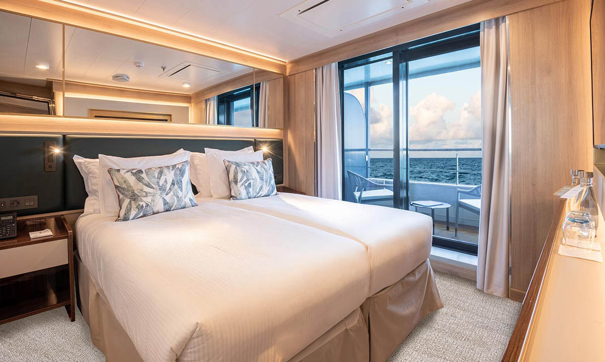 Deluxe Veranda Suite aboard World Voyager