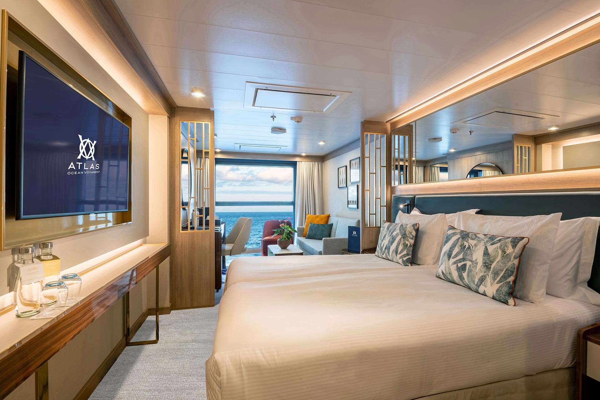 Horizon Suite aboard World Voyager