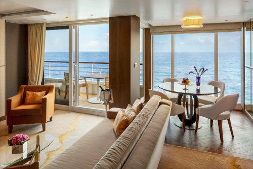 Crystal Cruises Symphony Category CHV4 (Crystal Penthouse Suite)