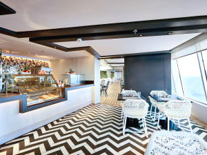 Crystal Cruises Symphony Scoops Ice Cream Bar