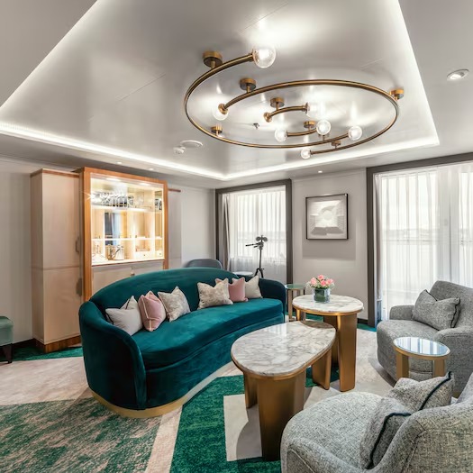 Queen Anne Queens Suite accommodation