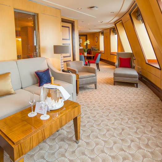 Queen Mary 2 Royal Suite accommodation