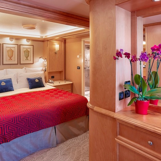 Queen Victoria Master Suite accommodation