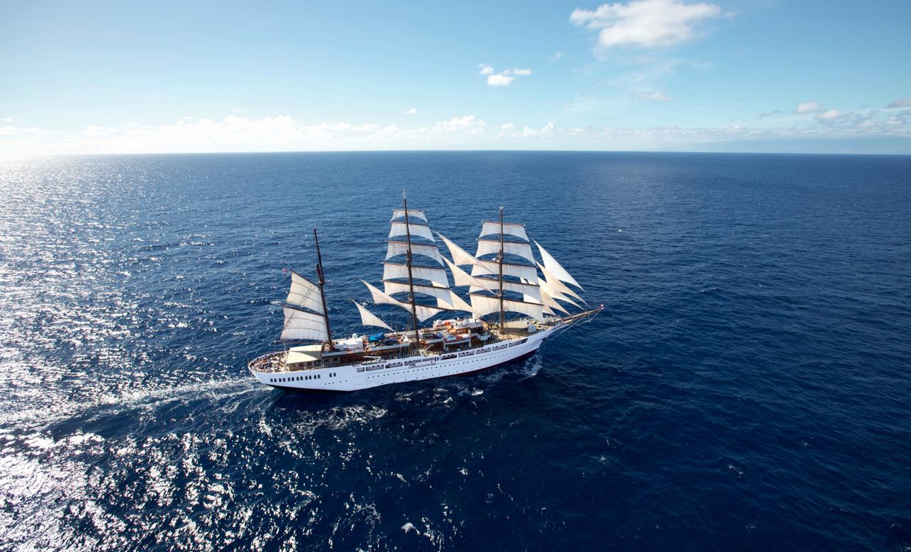 Sea Cloud II under full sail