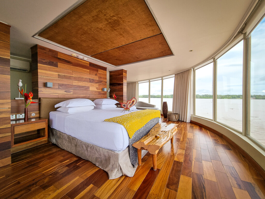 Delfin III Andes Suite accommodation