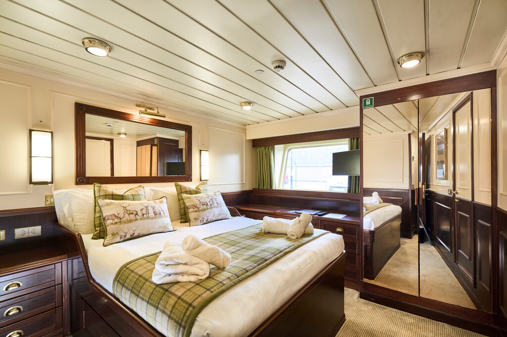 Lord of the Glens Category 2S accommodation