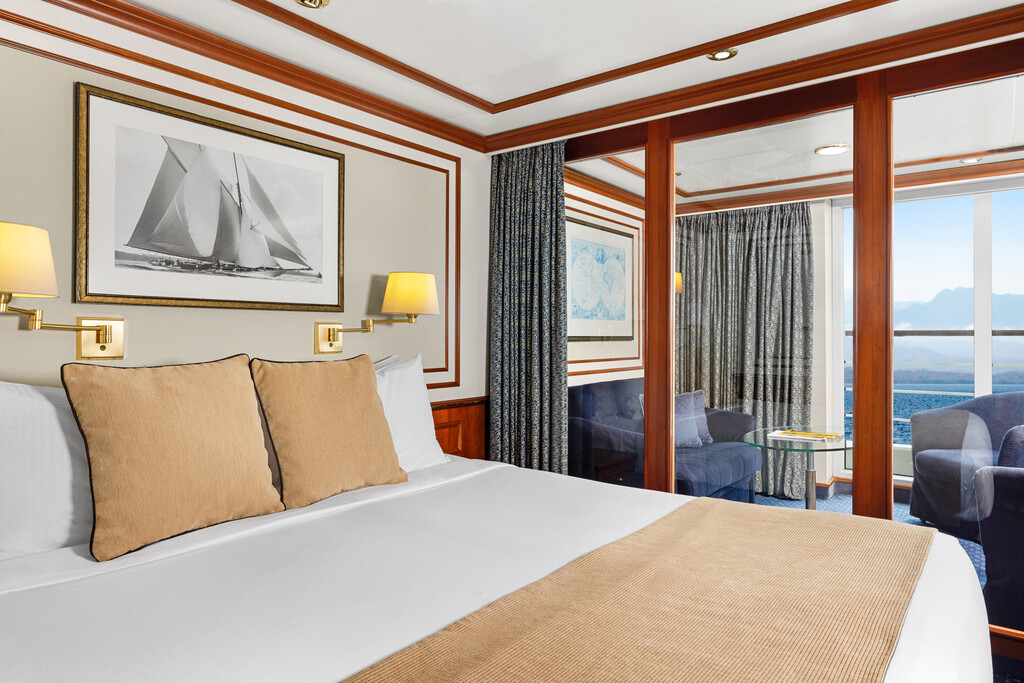 National Geographic Orion Category 06 accommodation