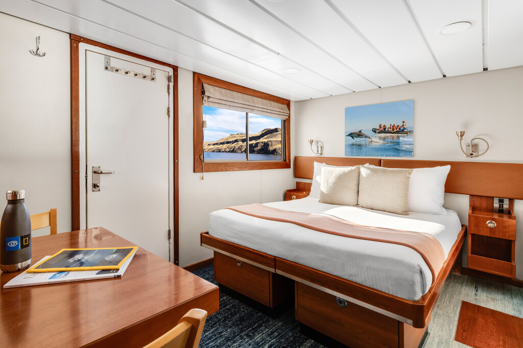National Geographic Sea Bird Category 03 accommodation