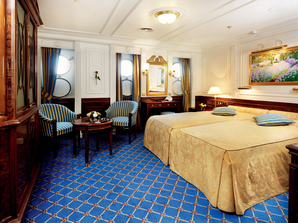 Sea Cloud II Category 03 accommodation