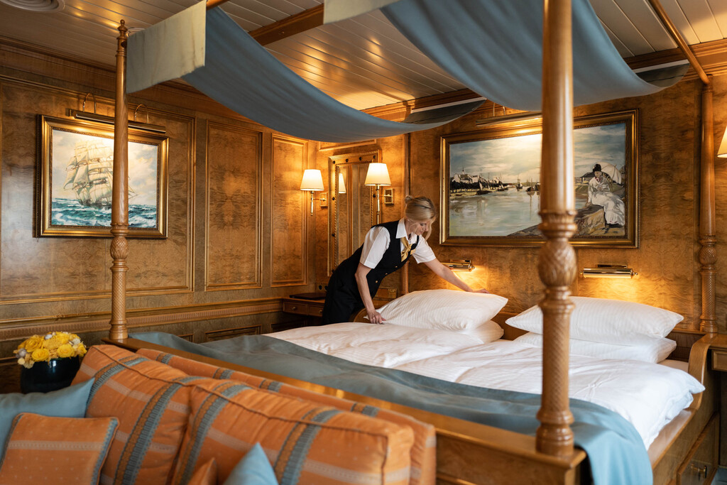 Sea Cloud II Category 07 accommodation