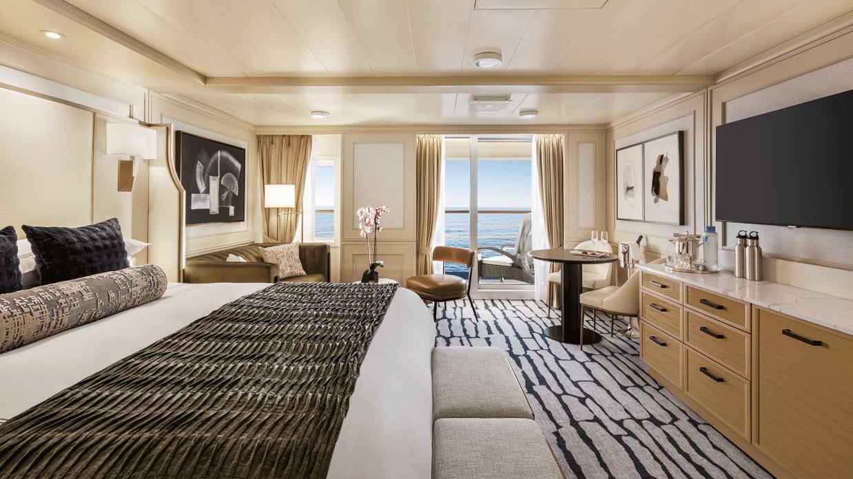 Oceania Marina Penthouse Suite accommodation