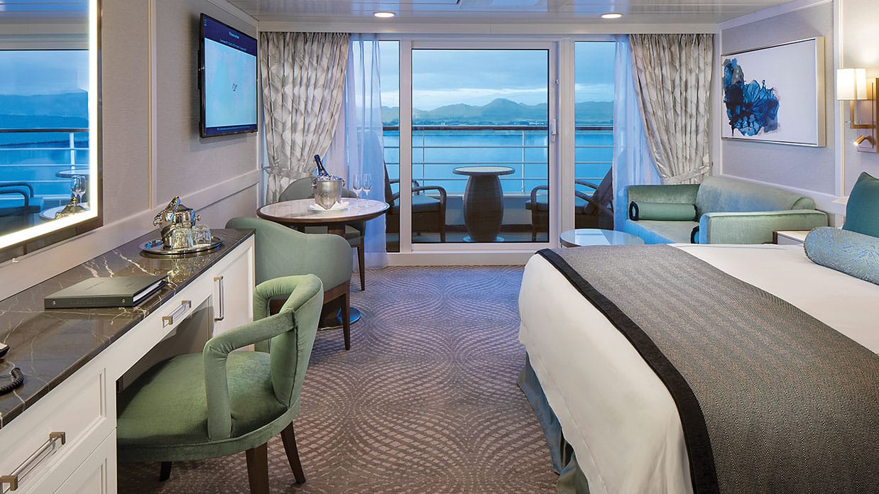 Oceania Regatta Penthouse Suite accommodation