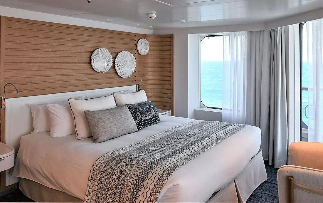 Owner's Suite in the PONANT Explorer accommodation range