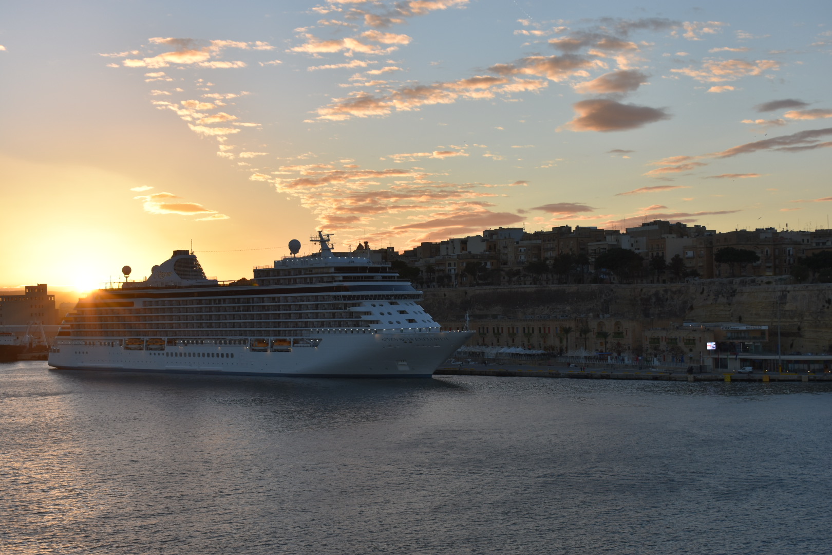 Seven Seas Explorer luxury cruise ship underway