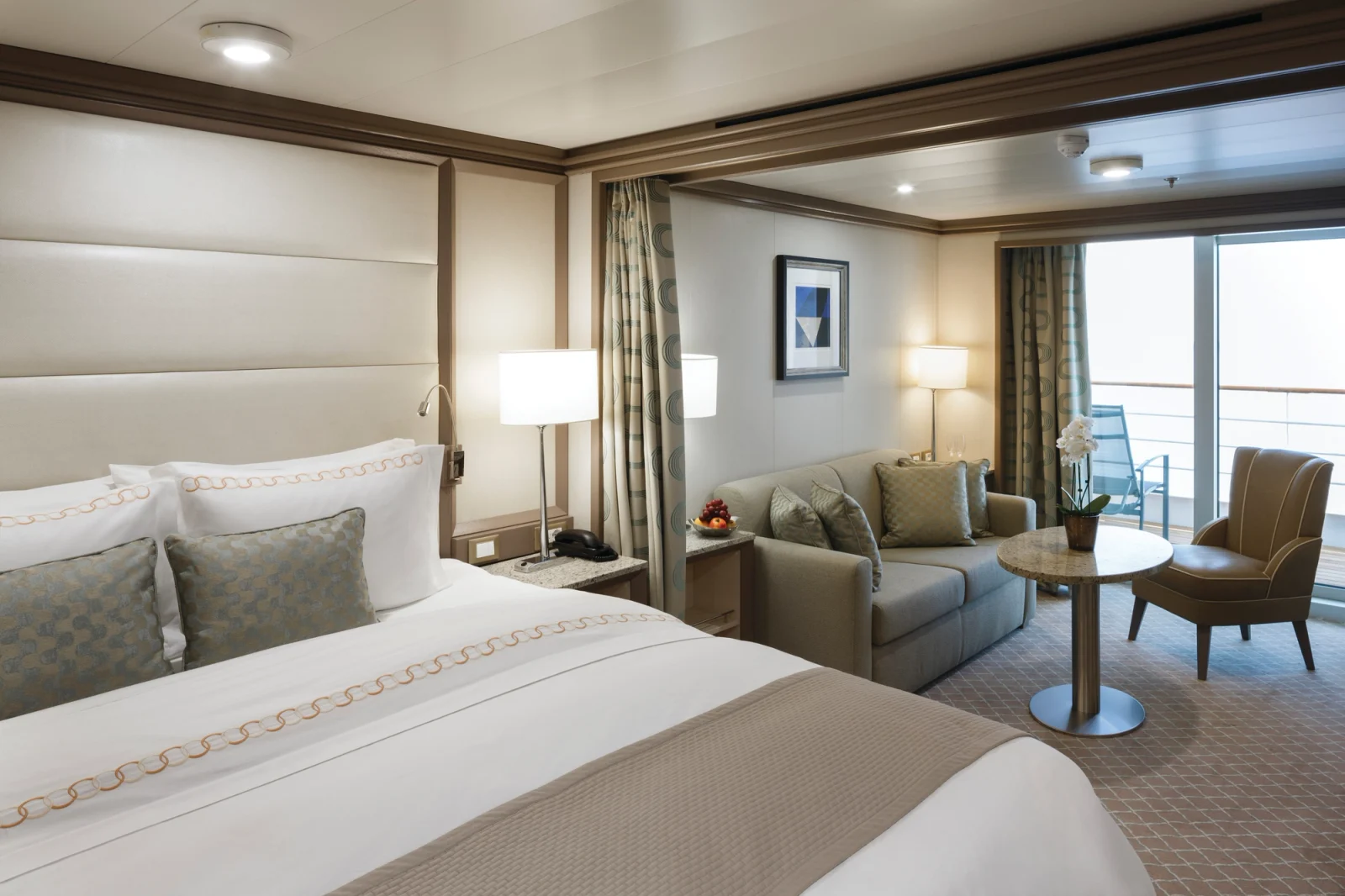 Silver Dawn Classic Veranda Suite accommodation
