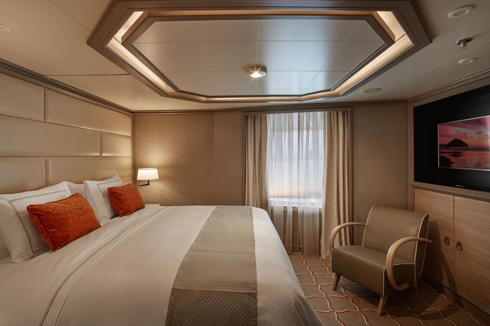 Silver Dawn Royal Suite accommodation
