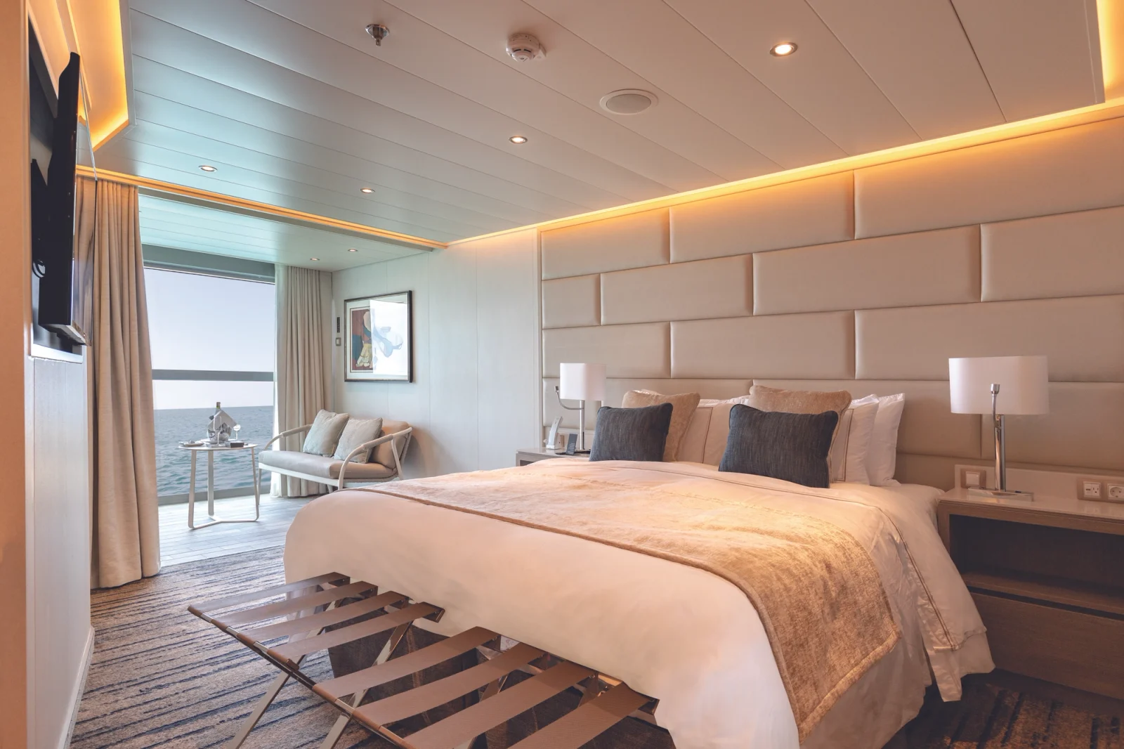 Silver Origin Deluxe Veranda Suite accommodation