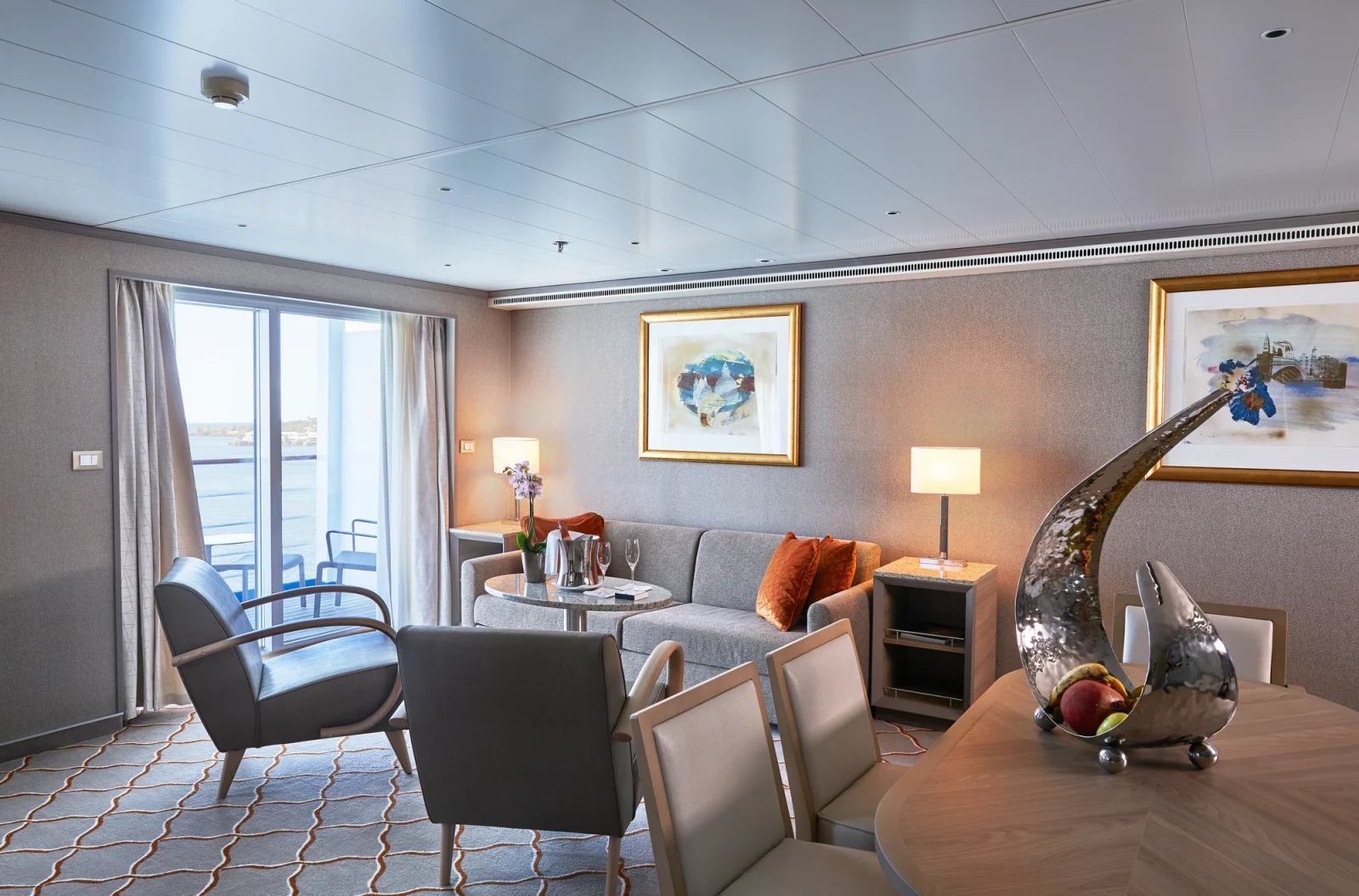 Silver Shadow Grand Suite accommodation