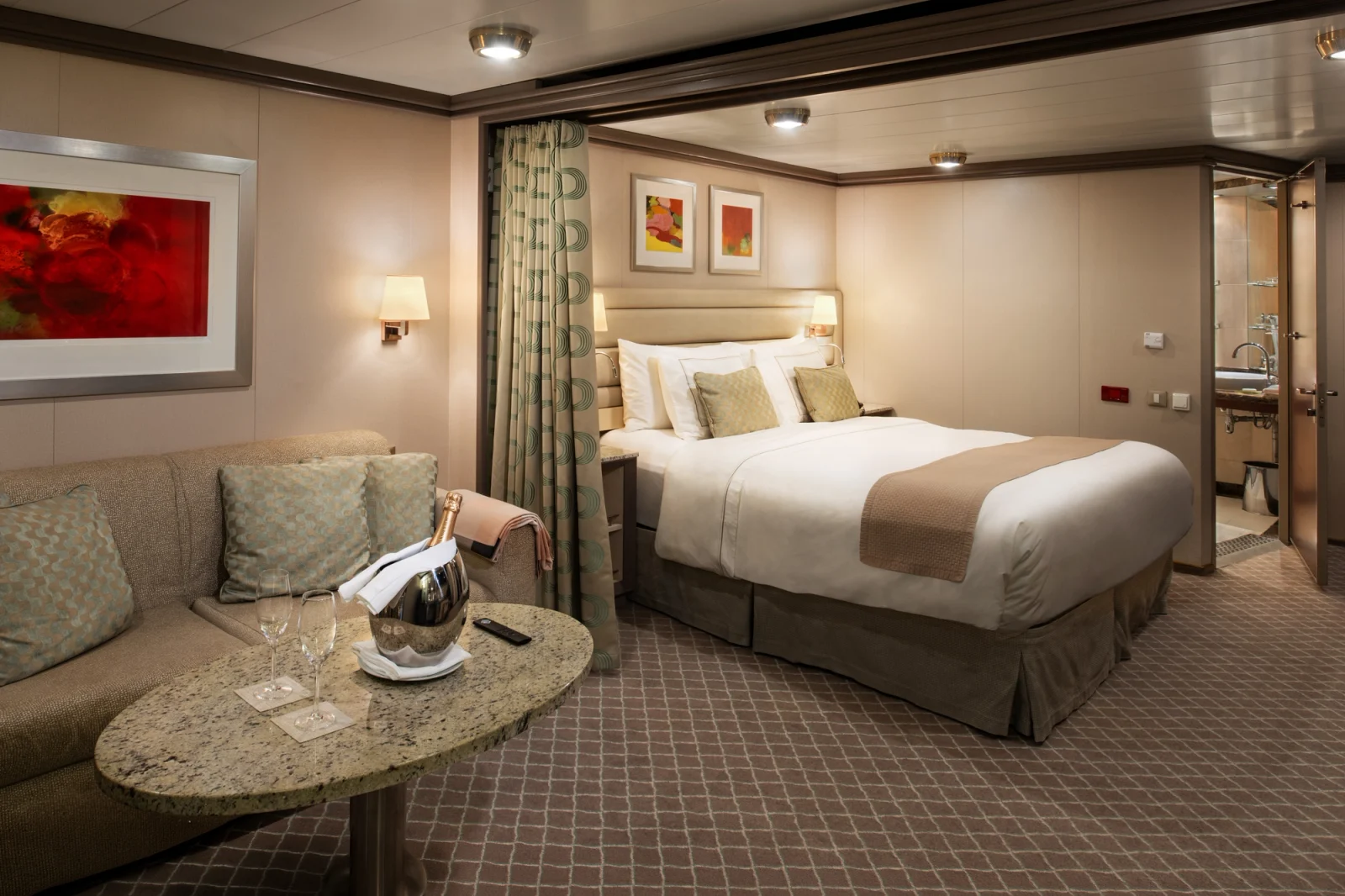 Silver Spirit Classic Veranda Suite accommodation