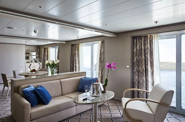 Silver Whisper Owner’s Suite accommodation