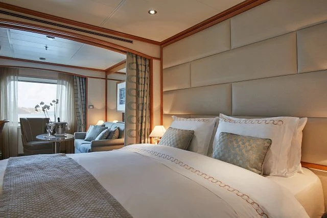Silver Whisper Vista Suite accommodation