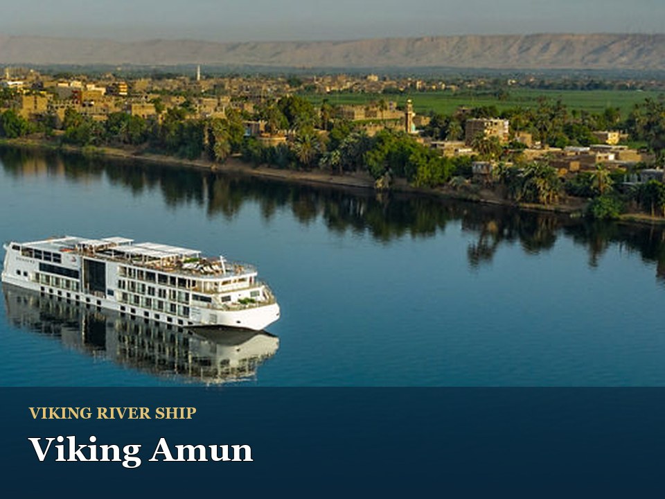 Viking Amun cruise ship — Luxury Cruise Ship on Serene River