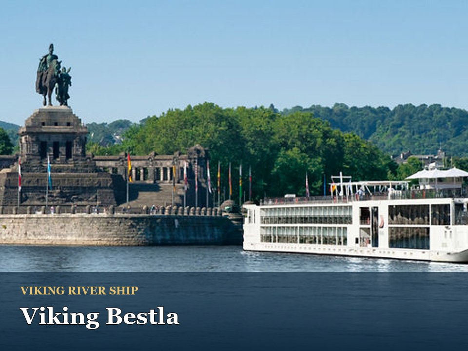 Viking Bestla cruise ship — River cruise near historic monument