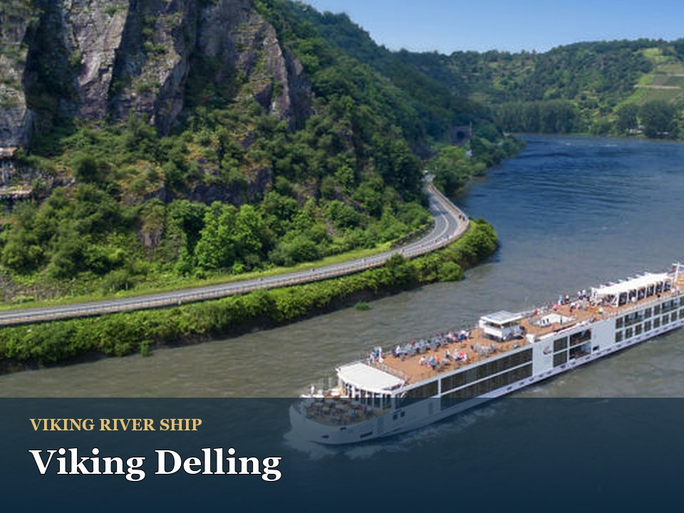 Viking Delling cruise ship — Scenic river cruise through lush valley