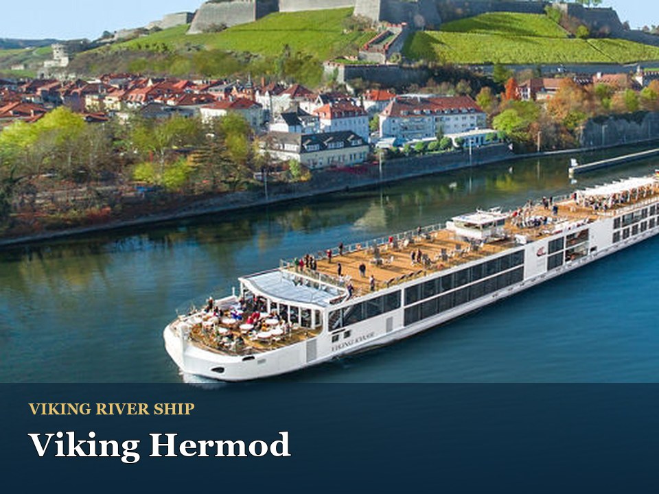 Viking Hermod cruise ship — Luxury river cruise near historic castle
