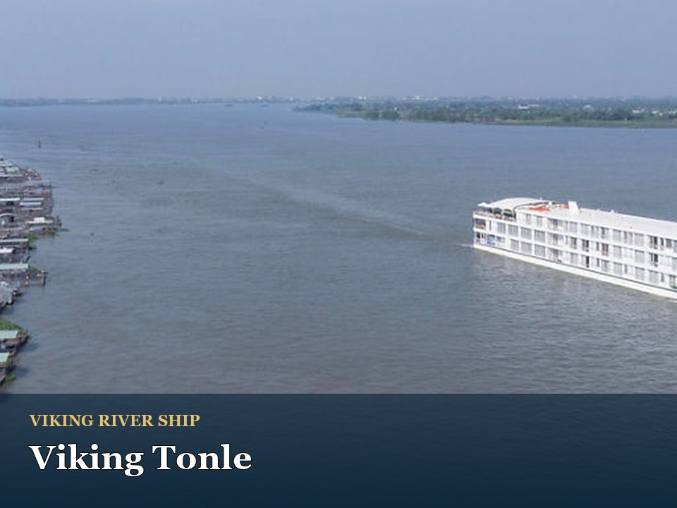 Viking Tonle cruise ship — White river cruise ship on calm waters
