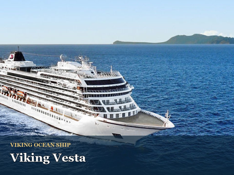 Viking Vesta cruise ship — Luxury cruise ship sailing near island